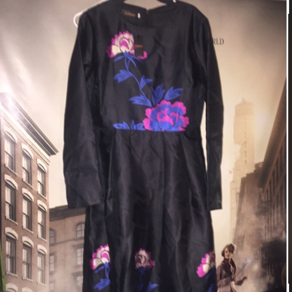Tea length dress Sz xxl (12/14)